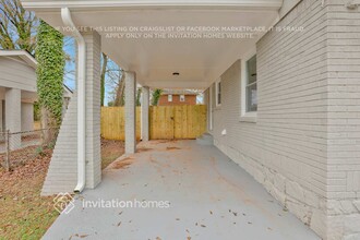 2038 Rebecca Ln in Decatur, GA - Building Photo - Building Photo