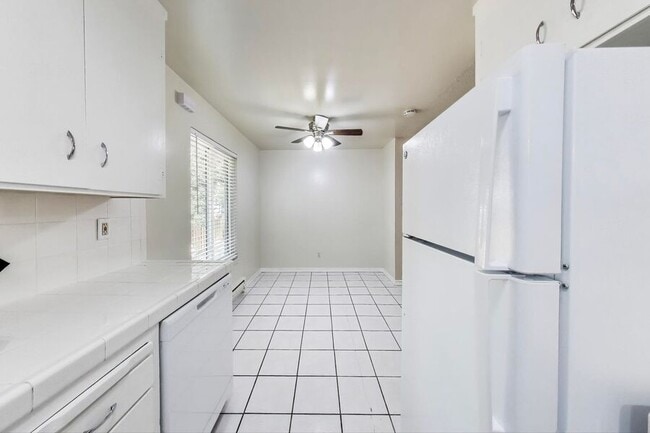 1283 Ayala Dr in Sunnyvale, CA - Building Photo - Building Photo