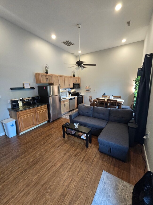 property at 215 N Harrisburg Ave