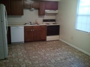 122 W North St in Sikeston, MO - Foto de edificio - Other