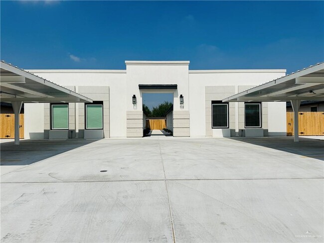 property at 1100 Sugar Gdn Dr