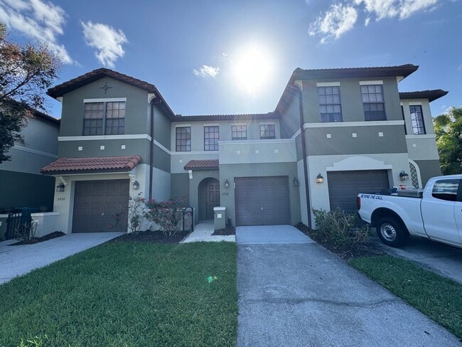 property at 5926 Tivoli Gardens Blvd