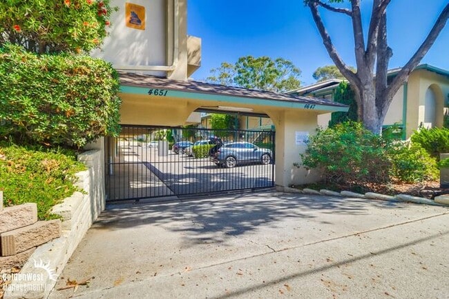 4647 Pico St in San Diego, CA - Building Photo - Building Photo