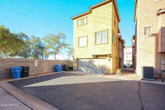 2030 N 78th Glen in Phoenix, AZ - Building Photo - Building Photo