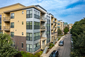 Emerald Gardens in St. Paul, MN - Building Photo - Building Photo