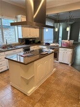 4900 N 4th St in McAllen, TX - Building Photo - Building Photo