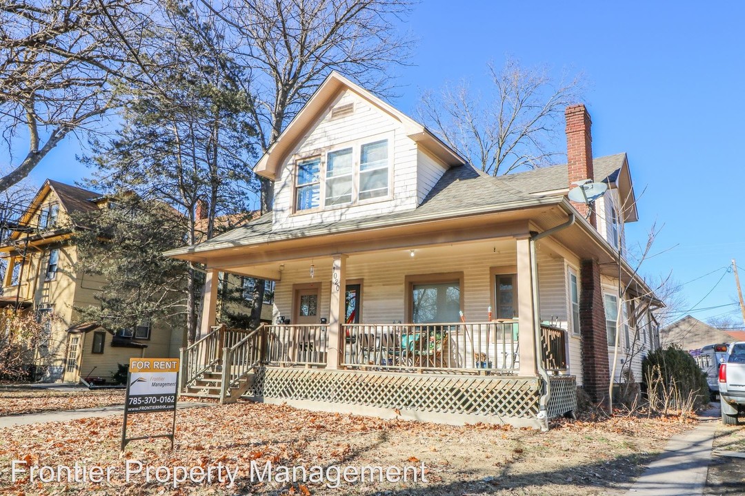 1020 Leavenworth St in Manhattan, KS - Building Photo