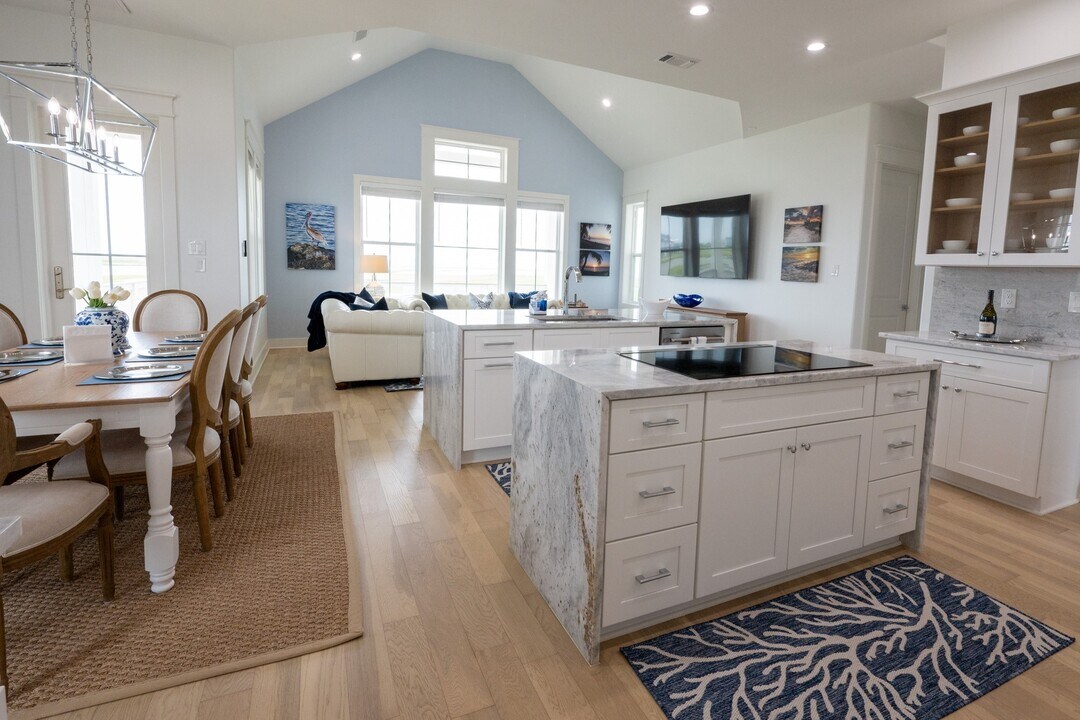 18414 Indian Beach Ct in Galveston, TX - Building Photo