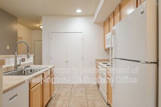 512 Darby Dr in Bellingham, WA - Building Photo - Building Photo