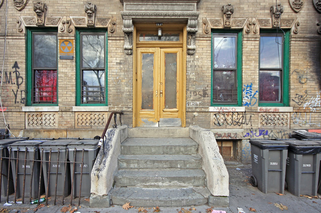 171 Starr St in Brooklyn, NY - Building Photo - Building Photo