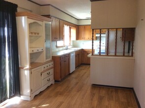 6045 Hwy 17 in Vanceboro, NC - Building Photo - Building Photo
