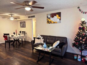 4444 N 7th Ave in Phoenix, AZ - Foto de edificio - Building Photo