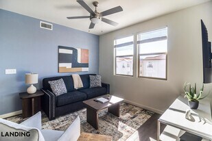 41545 Ivy St, Unit 7303 in Murrieta, CA - Building Photo