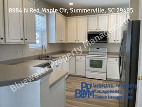 8984 N Red Maple Cir in Summerville, SC - Building Photo - Building Photo