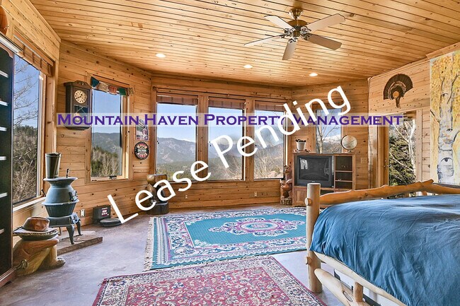 property at 752 Chinook Rd