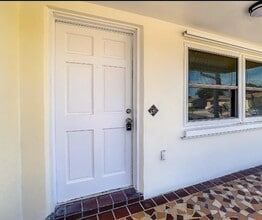 11705 Meredith Ln in Port Richey, FL - Foto de edificio - Building Photo