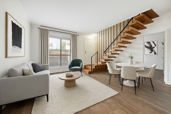 property at 811 Threadneedle St