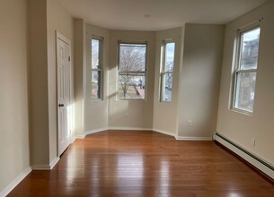 75 Putnam St in Boston, MA - Building Photo - Building Photo