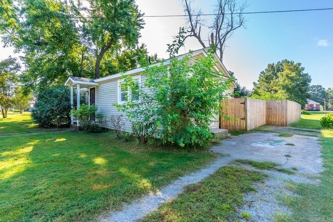 505 W Texie Ave in Monette, AR - Foto de edificio - Building Photo