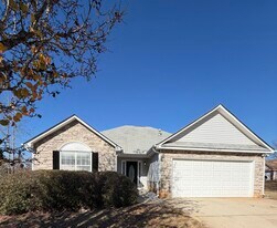 1100 Longford Ct in Stockbridge, GA - Building Photo