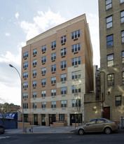 Maple Mesa in Bronx, NY - Building Photo