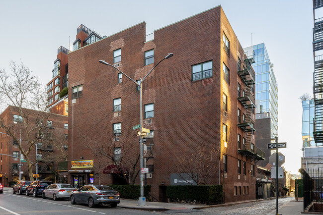 West Village Houses - Cooperative in New York, NY - Foto de edificio - Building Photo