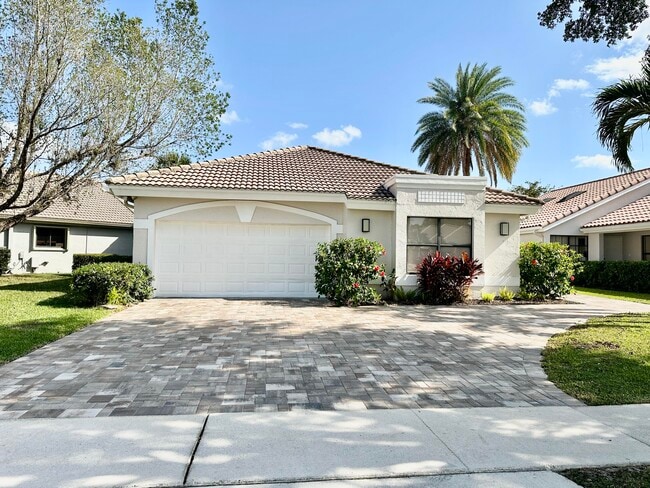 11110 Highland Cir in Boca Raton, FL - Building Photo - Building Photo