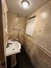 173-11 Booth Memorial Ave in Queens, NY - Building Photo - Building Photo