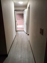 812 Linworth Rd E in Columbus, OH - Foto de edificio - Building Photo