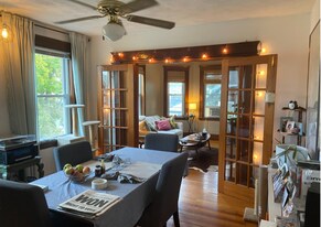 16 Montgomery St, Unit 2 in Cambridge, MA - Building Photo