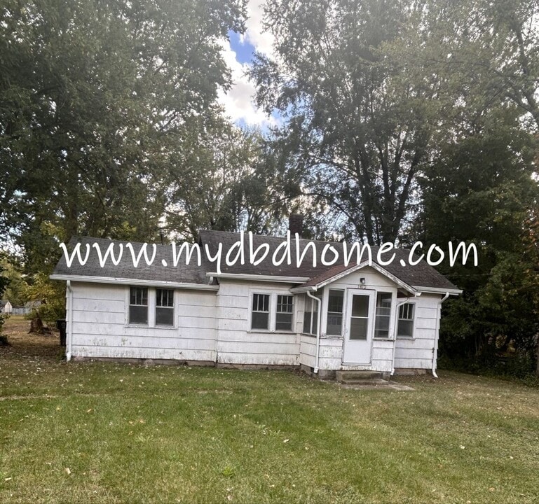 1410 E Paulding Rd in Fort Wayne, IN - Building Photo
