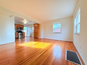 4540 Victor Ave in Blue Ash, OH - Building Photo - Building Photo