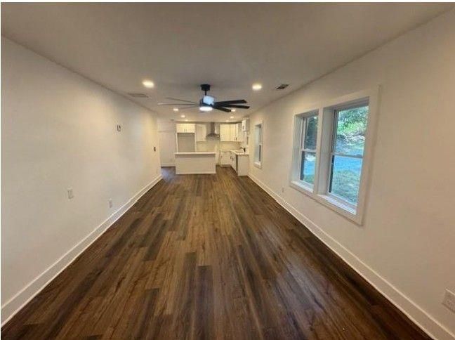 2069 W Woodberry Ave in East Point, GA - Building Photo - Building Photo