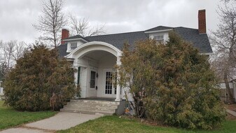 22 N 9th Ave in Bozeman, MT - Building Photo