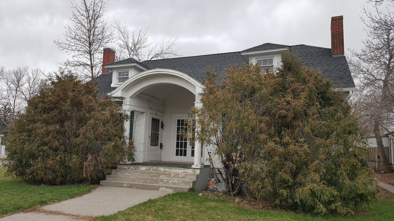 22 N 9th Ave in Bozeman, MT - Building Photo
