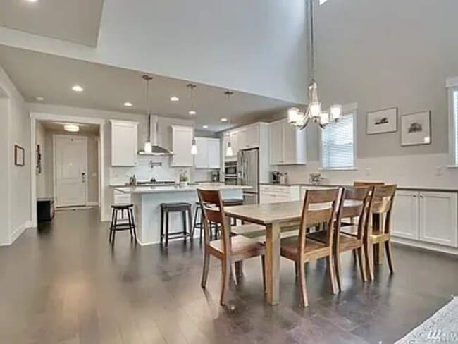 317 Field Pl SE in Renton, WA - Building Photo - Building Photo