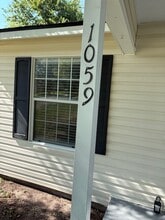 1059 E Elm St in Hillsboro, TX - Building Photo - Building Photo