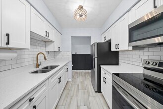 3241 50th Ct in Cicero, IL - Building Photo - Building Photo