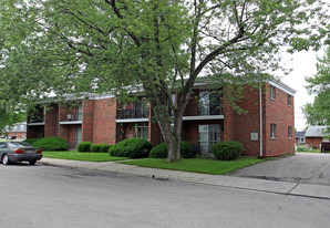 863-869 Continental Ct in Vandalia, OH - Building Photo