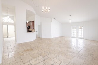 23157 Bentley Pl in Boca Raton, FL - Building Photo - Building Photo