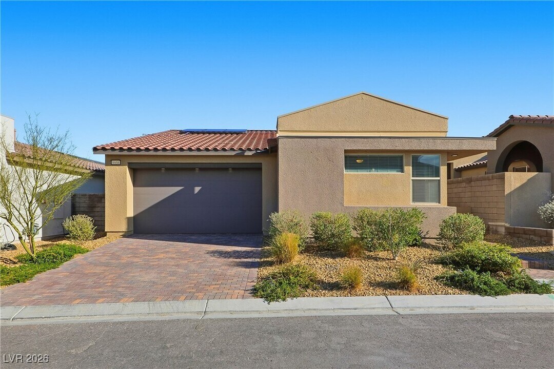 9958 Valley St in Las Vegas, NV - Building Photo