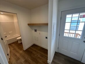 4388 E Lake Mead Blvd in Las Vegas, NV - Building Photo - Building Photo