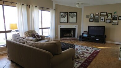 805 Castalia Dr in Cary, NC - Building Photo - Building Photo