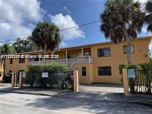 6170 SW 62nd Terrace in South Miami, FL - Building Photo