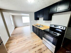 1807 W Adams St in Muncie, IN - Building Photo - Building Photo