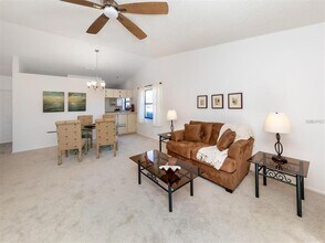 401 Curry St in Venice, FL - Building Photo - Building Photo