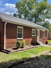 209 W Elm St in Wingate, NC - Building Photo - Building Photo