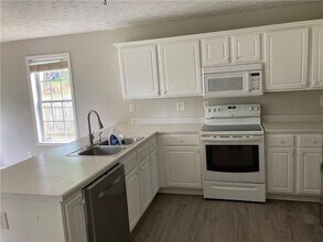 350 Paper Mill Dr SE in Lawrenceville, GA - Building Photo - Building Photo