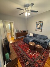 2222 W Dickens Ave, Unit Apt 1 in Chicago, IL - Building Photo - Building Photo