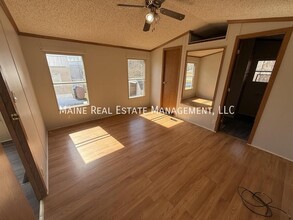 27 Schoppe Dr in Orono, ME - Building Photo - Building Photo